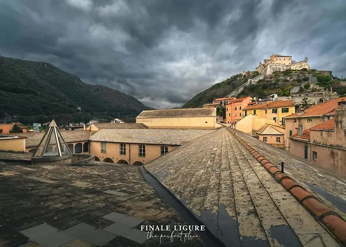 Mare E Outdoor - Rifugio Nel Cuore Di Finalborgo